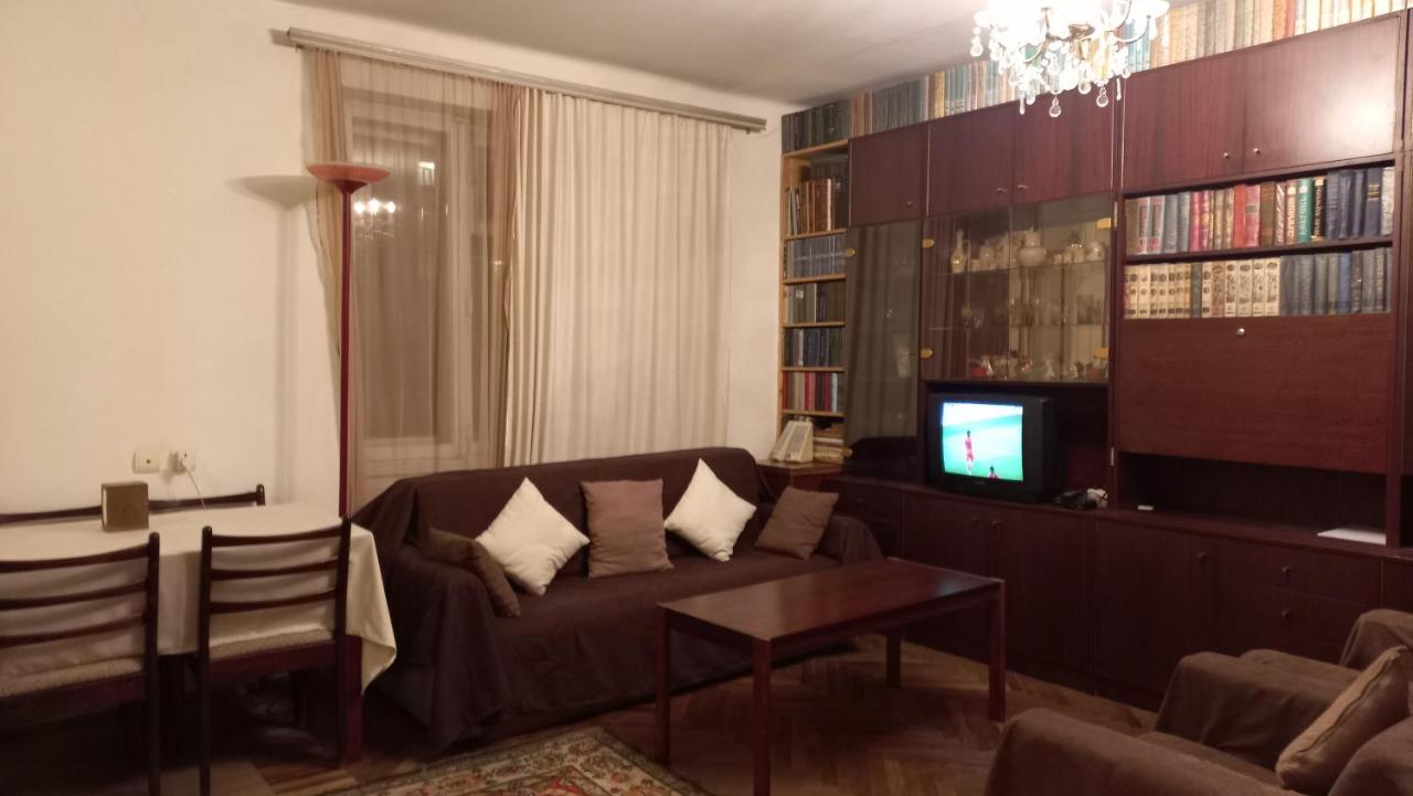 Отдыхайте В Моей Квартире Yerevan Exterior foto